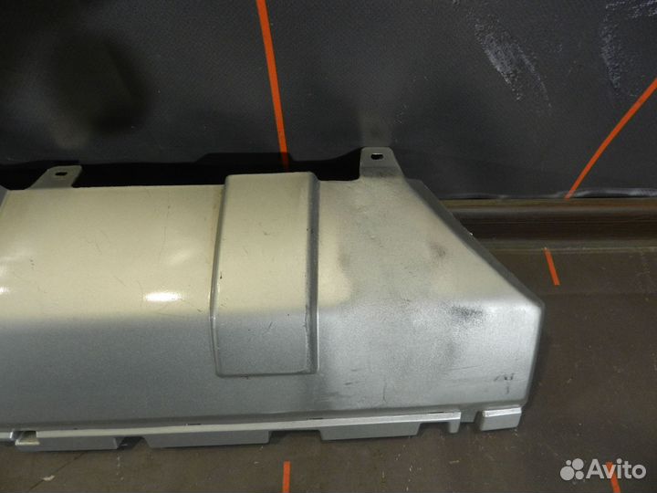 Накладка бампера заднего - Mitsubishi Pajero 4