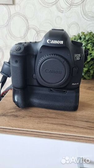 Зеркальный фотоаппарат canon eos 5d mark iii