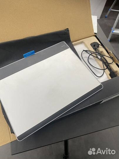 Продам планшет Wacom Intuos cth-680s