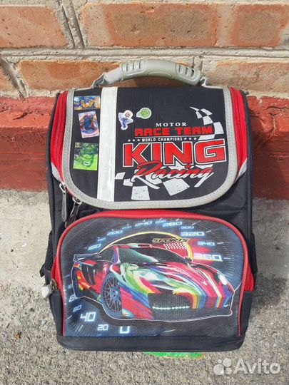 Рюкзак школьный