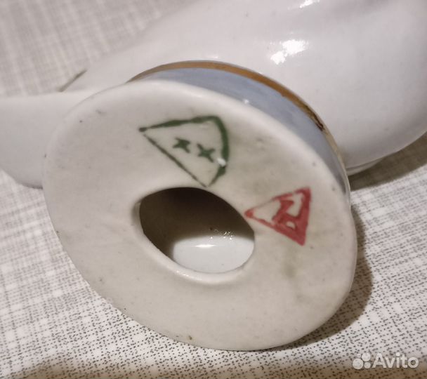 Статуэтка голубь малый