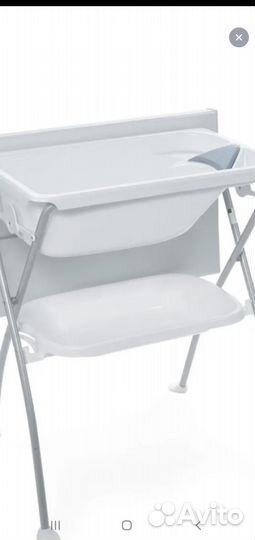 Пеленальный столик с ванночкой Chicco(Италия)