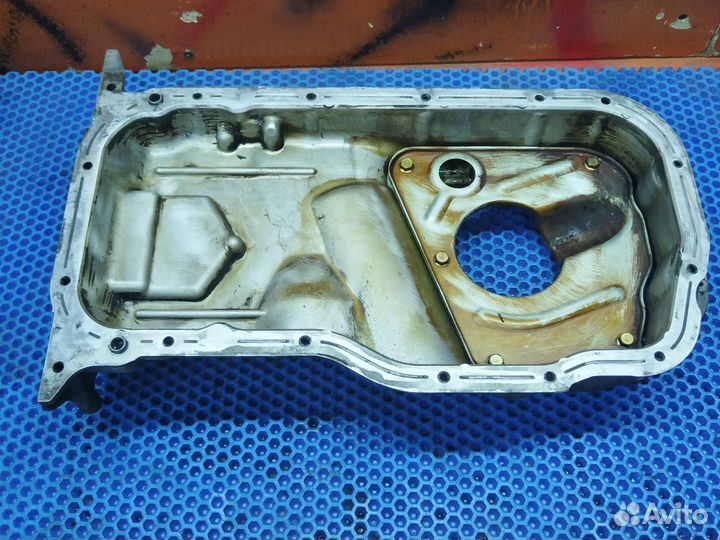 Поддон двигателя Mitsubishi 4g93gdi