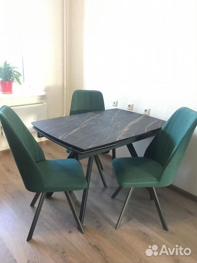 Стол