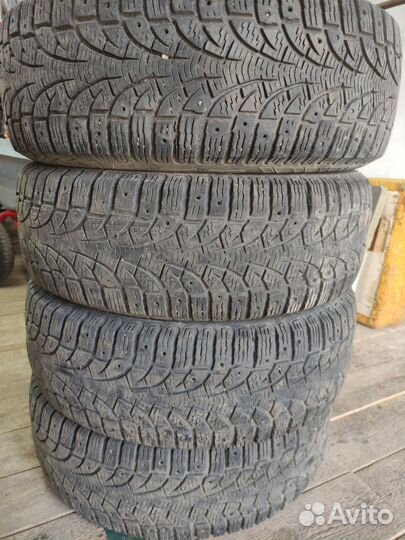 Pirelli Winter Carving Edge 215/65 R16