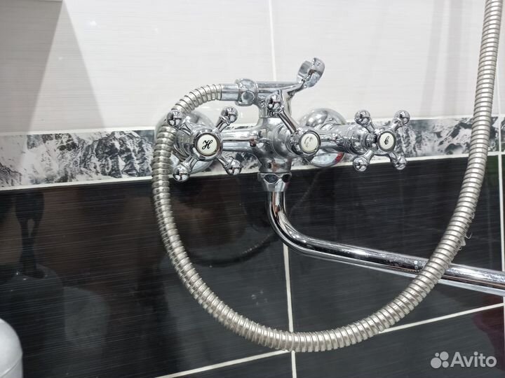 Дипломированный слесарь-сантехник. Стаж 25 лет