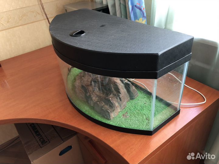 Аквариум с выпуклым фронтальным стеклом, б/у