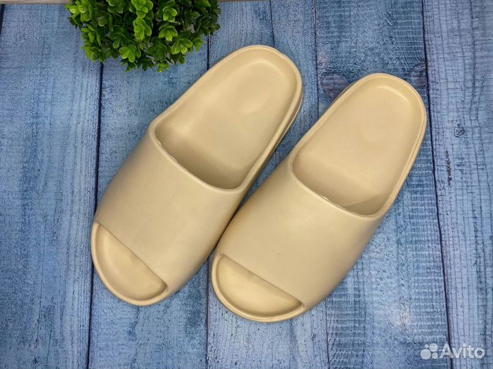 Сланцы тапки adidas yeezy slide