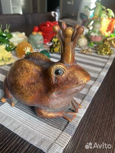 Лягушки фигурки