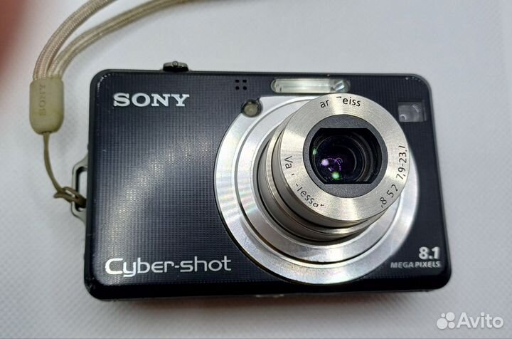 Компактный фотоаппарат Sony cyber shot dsc w100