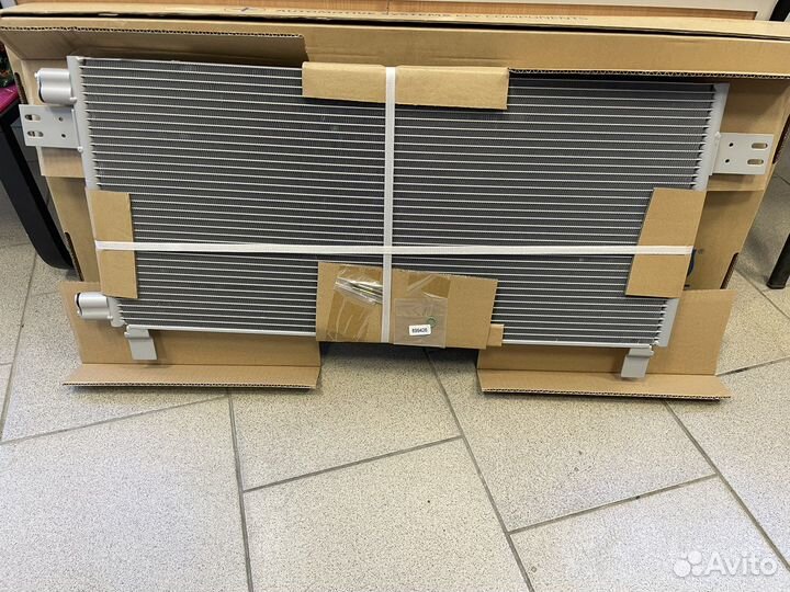 Радиатор кондиционера MAN TGS TGX Nissens