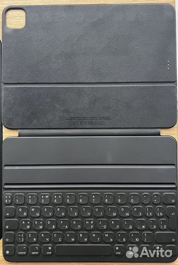 Чехол Apple SMART Keyboard Folio для iPad Pro 11