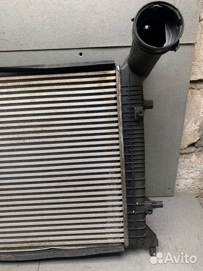 Интеркулер Volkswagen Caddy 3 1.9 BLS 2008