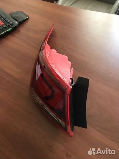 Задняя левая фара hyundai solaris 2019
