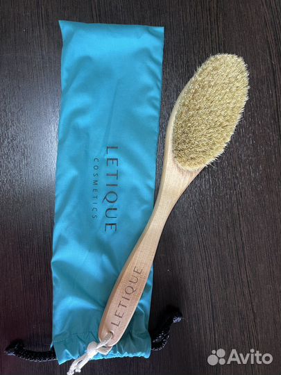 Щетка для сухого массажа letique