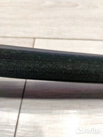 Уплотнитель дверного проема передний правый Bmw