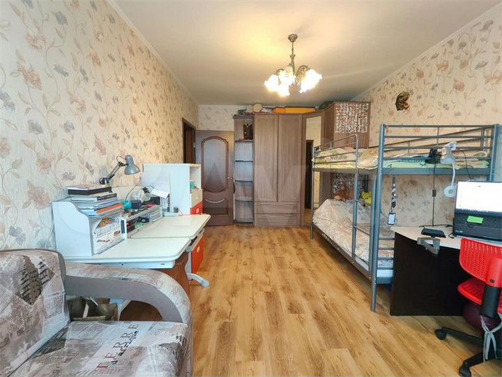 2-к. квартира, 55 м², 9/17 эт.