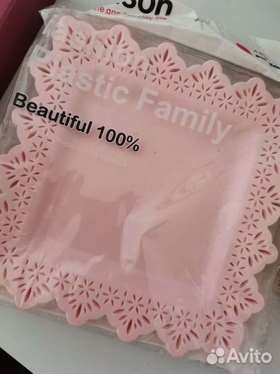 Пластиковые тарелки