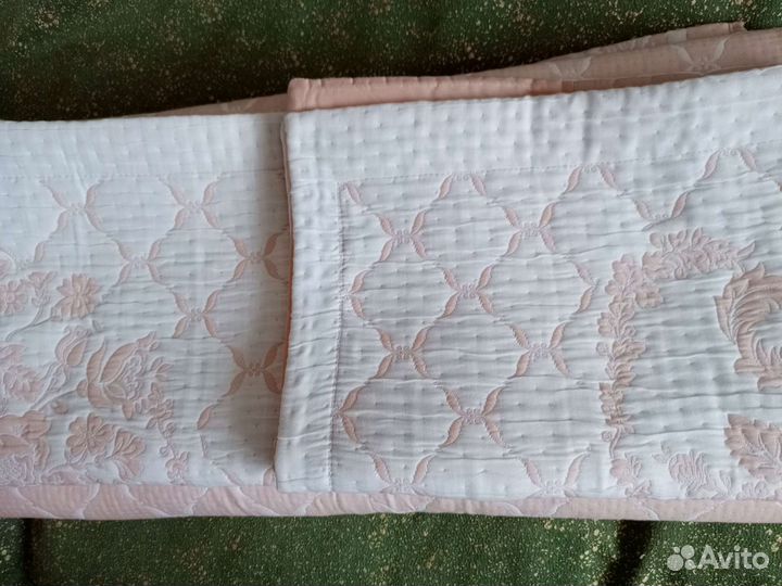 Покрывало 2.80 х 2.80 и наволочки Madam Coco