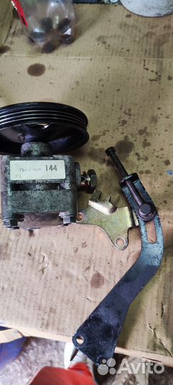 Насос гур Nissan Almera N15 N16. Qg15 QG18