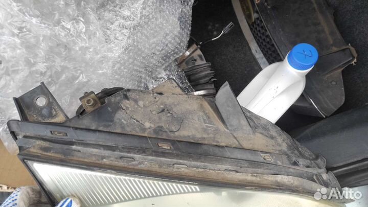 Фара правая форд фокус 1 zx4