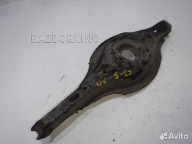 Рычаг задний нижний правый