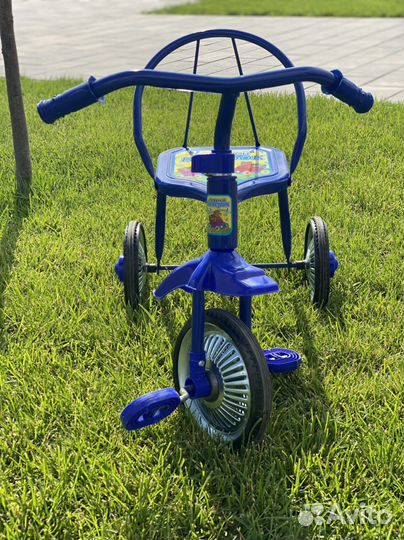 Трехколесный велосипед