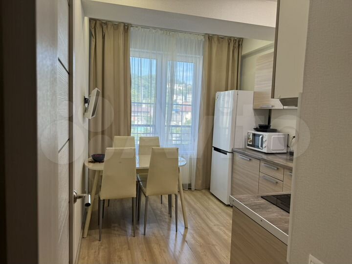 1-к. квартира, 43 м², 3/14 эт.