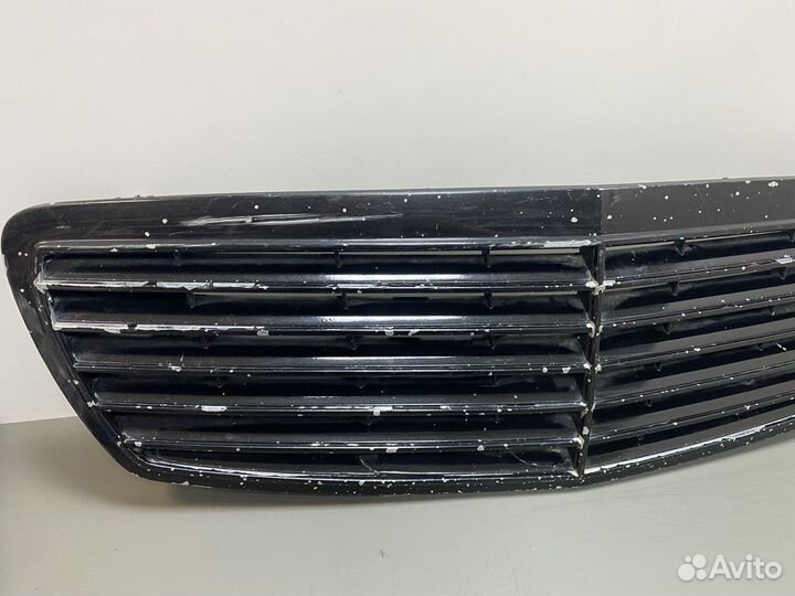 Решетка радиатора Mercedes w211