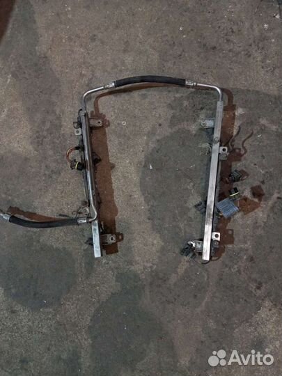 Топливная рейка (рампа) BMW X5 E70