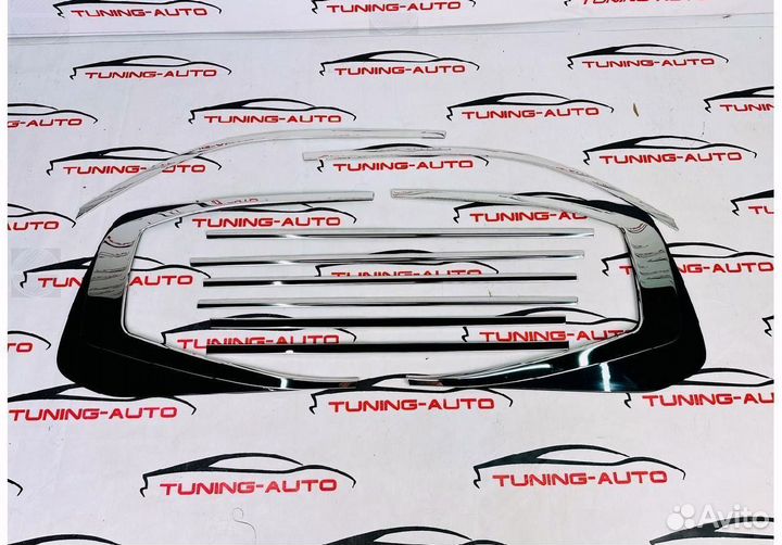 Молдинги окон (отсечки ) Toyota Land Cruiser 200