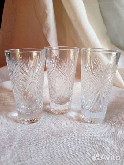 Стаканы 4шт, стаканы 3шт. Ваза