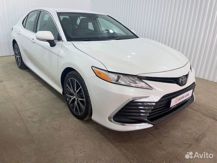Toyota Camry 2.5 AT, 2021, 21 000 км