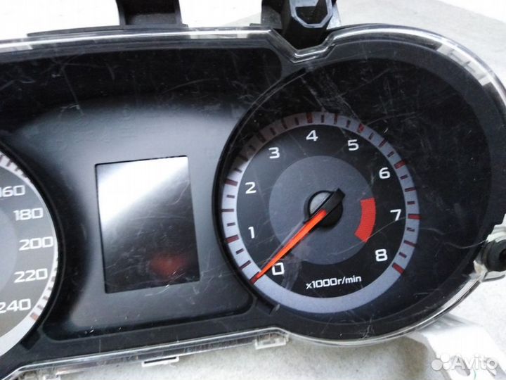 Панель приборов 8100A117