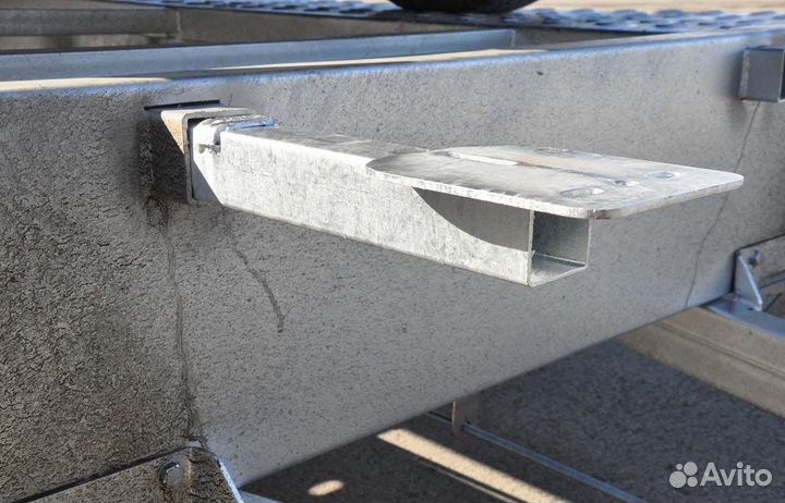 Прицеп эвакуатор в наличии