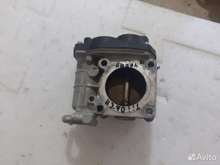Дросельная заслонка Nissan Tiida C11