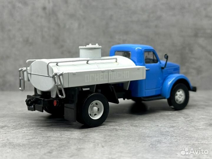 Модель грузовика газ-51А бензовоз 1:43