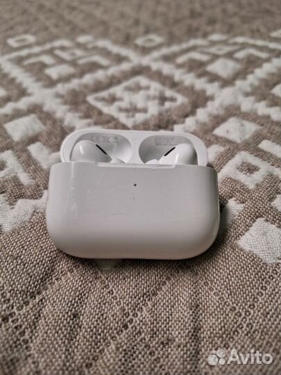 Наушники apple airpods