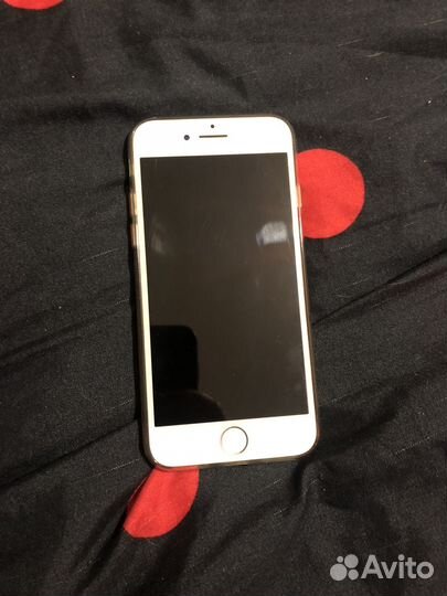 Телефон iPhone 8 64 gb