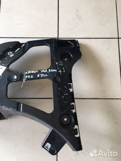 Левый кронштейн заднего бампера BMW X5 E70