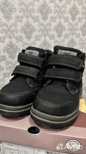 Ботинки демисезонные 25