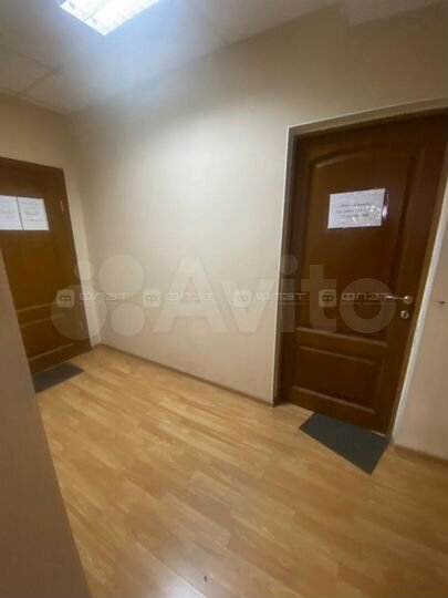 Продам помещение свободного назначения, 300 м²