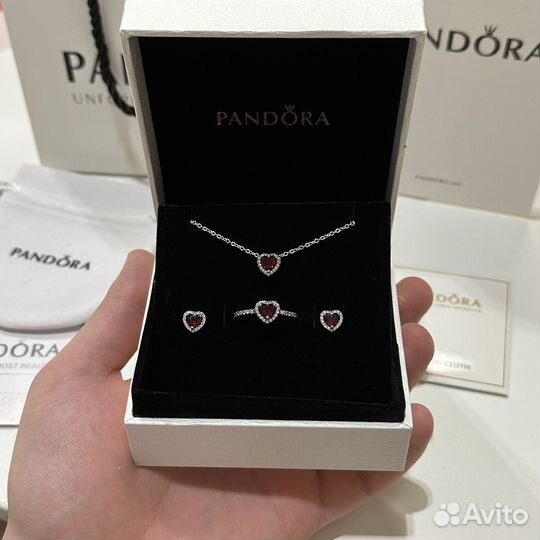 Набор Pandora Красное Возвышенное Сердце