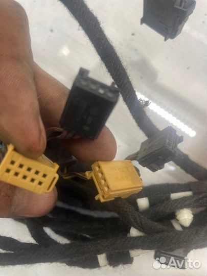 Жгут проводов двери Audi Q7 AL BAR012680 2007