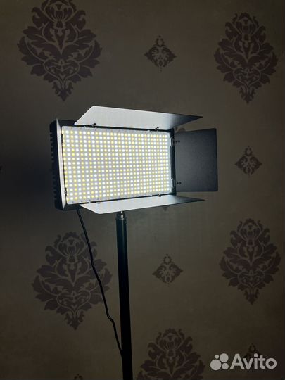 Профессиональный видеосвет