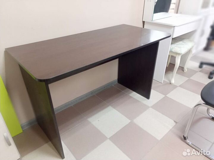 Компьютерный стол новый в упаковке