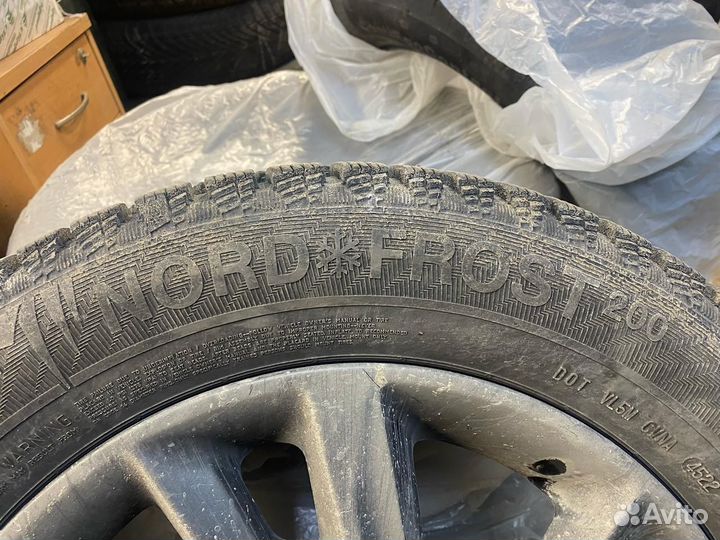Nord Wolf Cargo 215/60 R16 99T