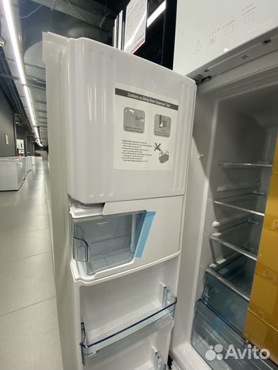 Холодильник hitachi R-W 660 PUC7 GPW