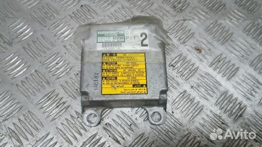 Блок управления airbag toyota RAV 4 ZCA2 (PBR01OQ0