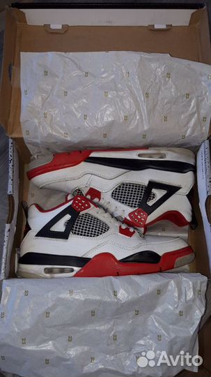 Кроссовки Nike Air Jordan 4 Retro Fire Red - 41 р